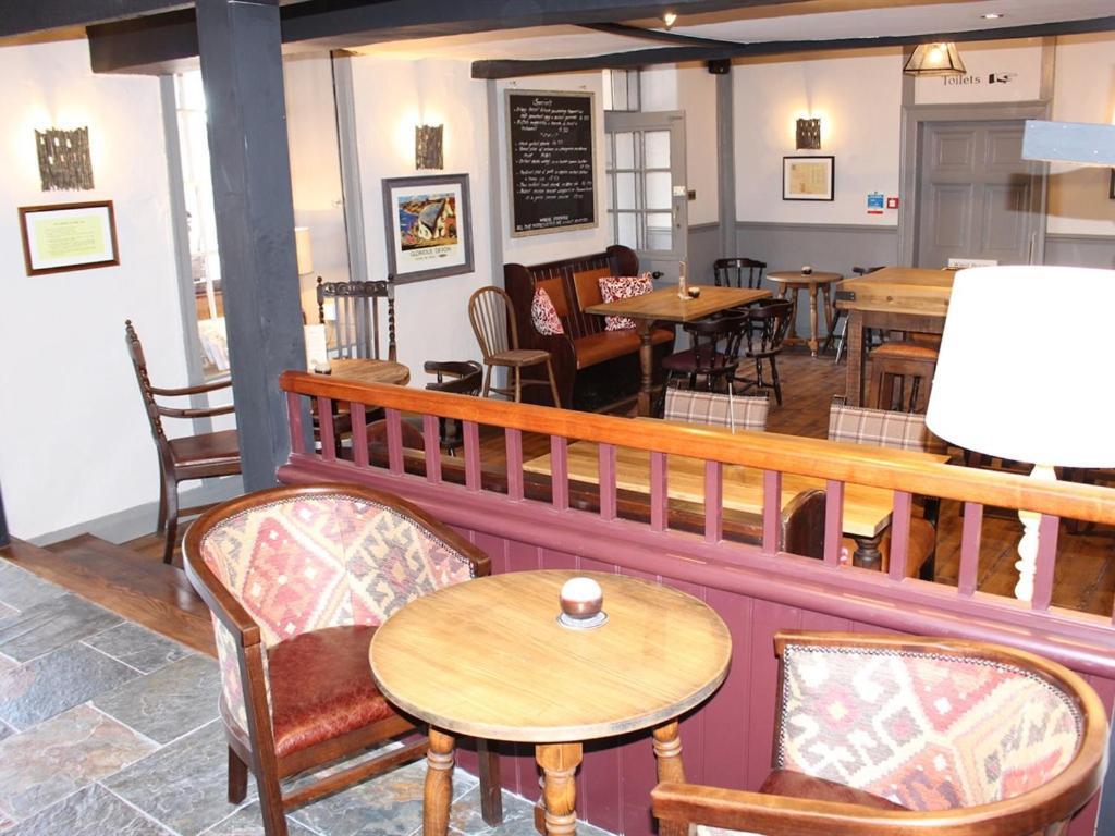 Отель Cockhaven Arms Bishopsteignton Экстерьер фото